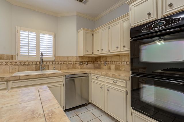 5914 86th Street, Lubbock, TX 79424