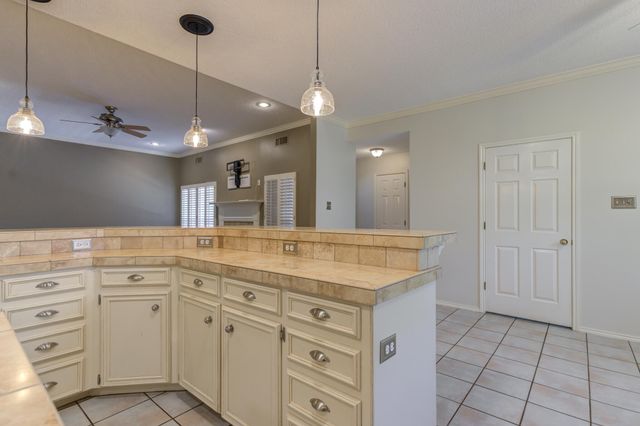 5914 86th Street, Lubbock, TX 79424