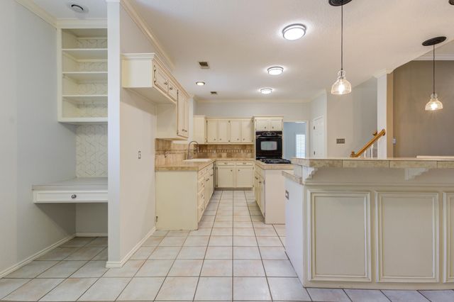 5914 86th Street, Lubbock, TX 79424