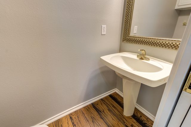 5914 86th Street, Lubbock, TX 79424