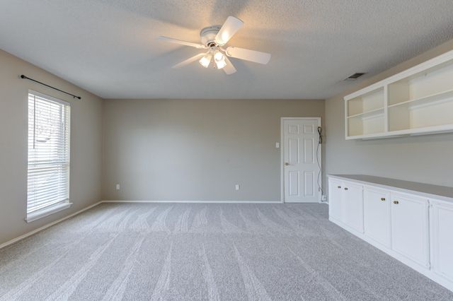 5914 86th Street, Lubbock, TX 79424