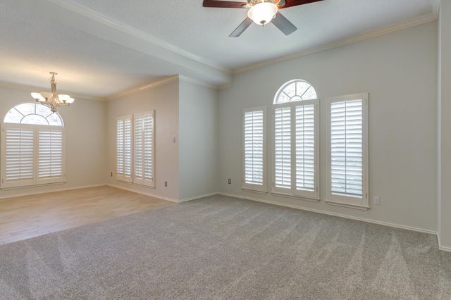 5914 86th Street, Lubbock, TX 79424