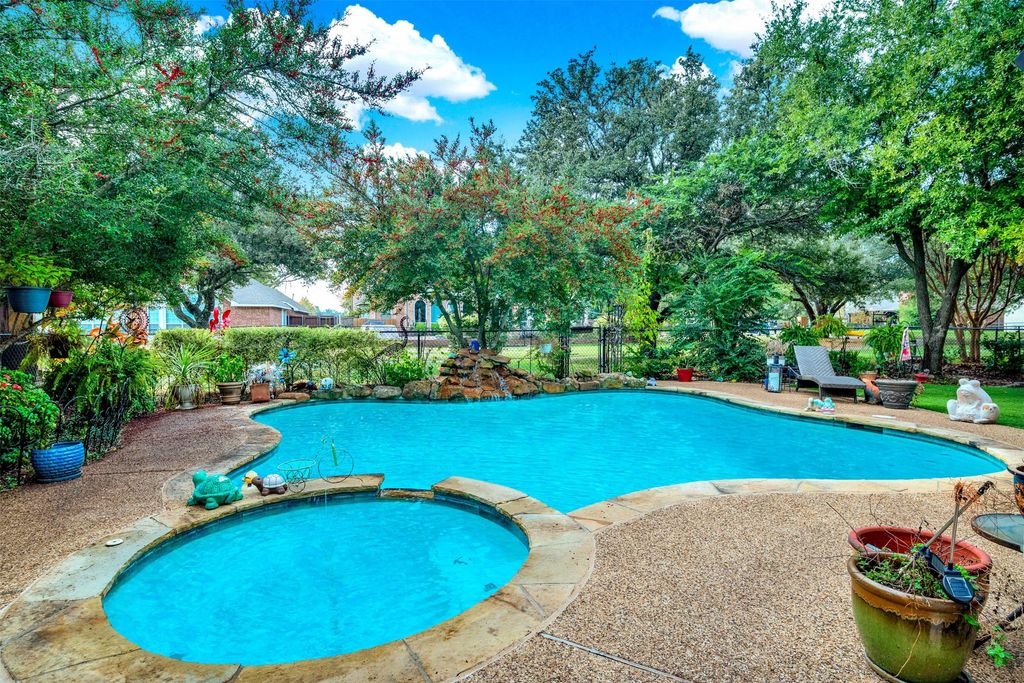 11109 New Orleans Drive, Frisco, TX 75035