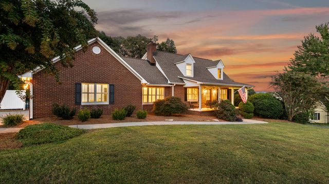 3046 Hawthorne Street, Athens, TN 37303