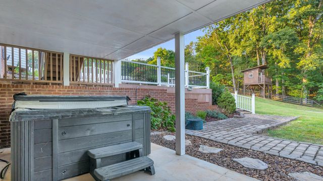 3046 Hawthorne Street, Athens, TN 37303