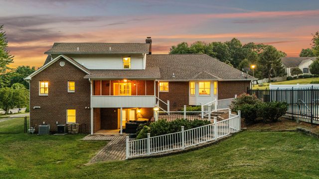 3046 Hawthorne Street, Athens, TN 37303