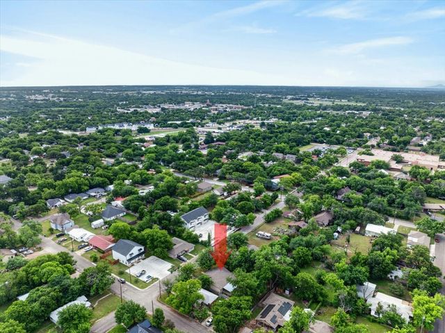 988 N Clinton Street, Stephenville, TX 76401