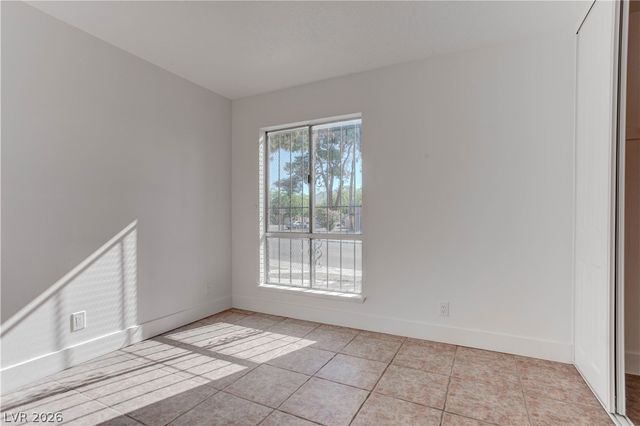 42 Moonlight Drive, Las Vegas, NV 89110