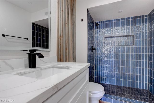 42 Moonlight Drive, Las Vegas, NV 89110