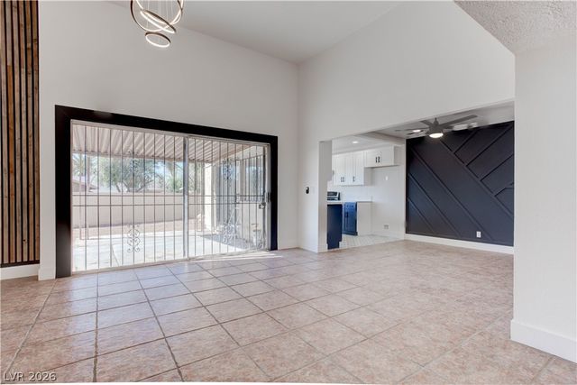 42 Moonlight Drive, Las Vegas, NV 89110