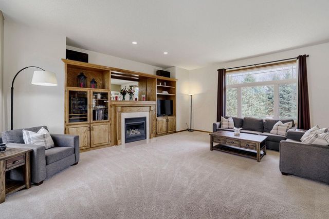 8302 Padre Circle NE, Otsego, MN 55330