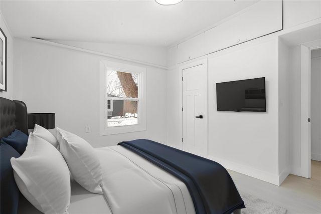 270 Miller SW, Cedar Rapids, IA 52404