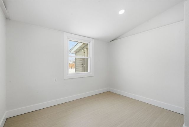 270 Miller SW, Cedar Rapids, IA 52404