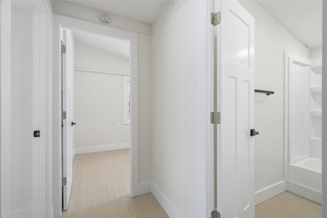 270 Miller SW, Cedar Rapids, IA 52404