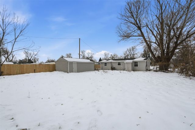 270 Miller SW, Cedar Rapids, IA 52404