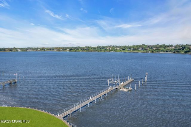1 Hance Road, Fair Haven, NJ 07704