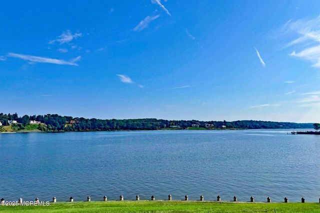 1 Hance Road, Fair Haven, NJ 07704