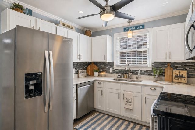 3215 Trails End Ln, Nashville, TN 37214