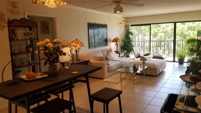 2700 BAYSHORE BOULEVARD 11-306, Dunedin, FL 34698