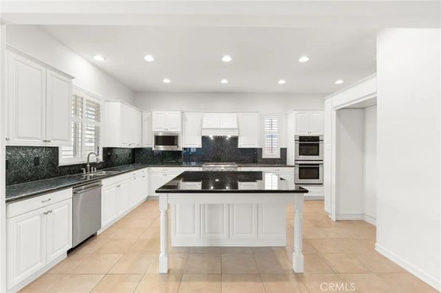 22383 Quiet Bay, Corona, CA 92883