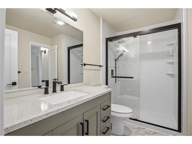 610 S Xenon Ct, Lakewood, CO 80228