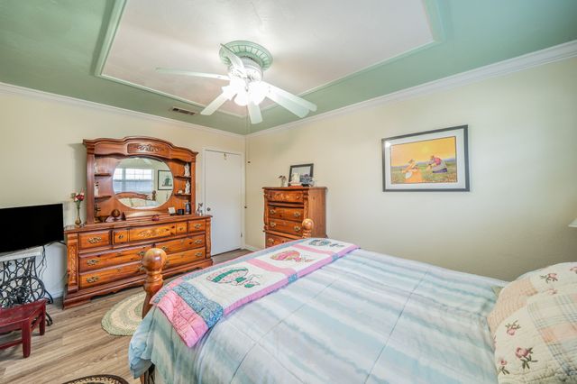 5016 Wyoming Trail, North Richland Hills, TX 76180
