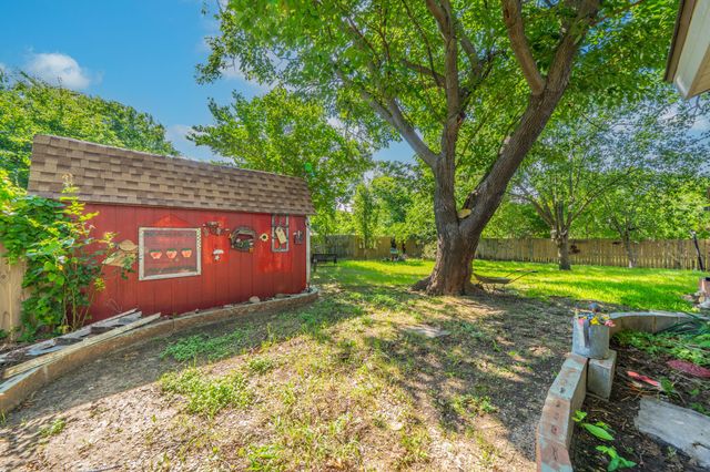 5016 Wyoming Trail, North Richland Hills, TX 76180