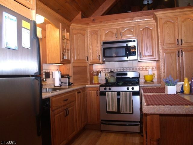 5 Anawa Rd, Vernon Twp., NJ 07422