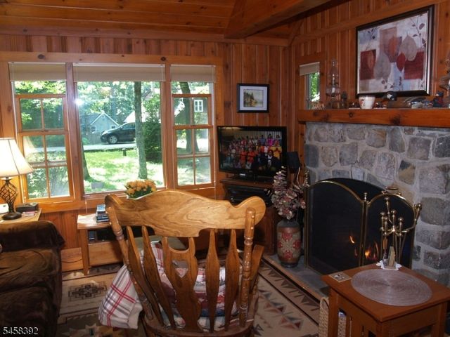 5 Anawa Rd, Vernon Twp., NJ 07422