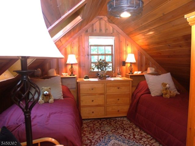 5 Anawa Rd, Vernon Twp., NJ 07422