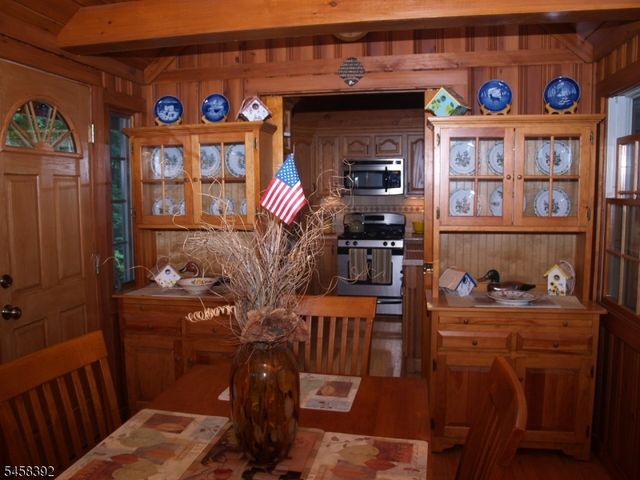 5 Anawa Rd, Vernon Twp., NJ 07422