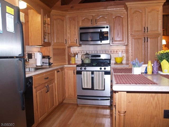 5 Anawa Rd, Vernon Twp., NJ 07422