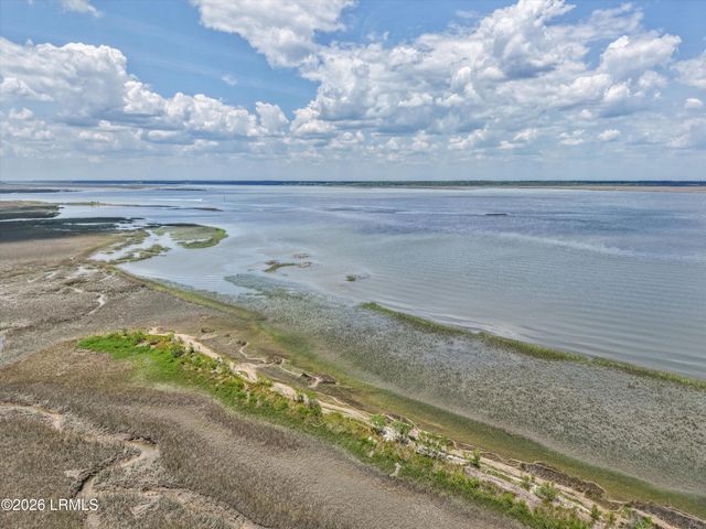 13 Wood Ibis Trail, Beaufort, SC 29907