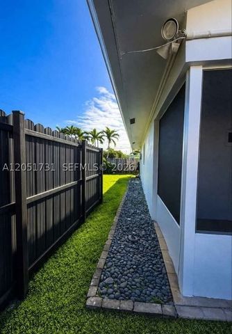 5340 NE 17TH TER 1-2, Fort Lauderdale, FL 33334