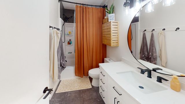 1302 36th Street SW, Rochester, MN 55902