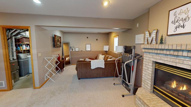 1302 36th Street SW, Rochester, MN 55902