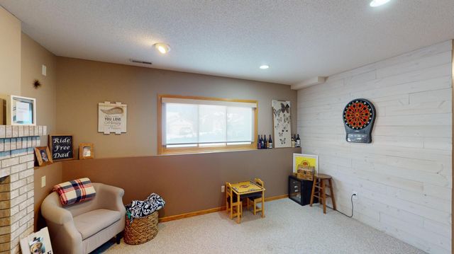 1302 36th Street SW, Rochester, MN 55902