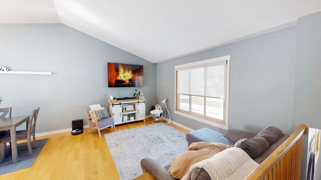 1302 36th Street SW, Rochester, MN 55902