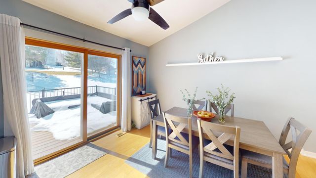 1302 36th Street SW, Rochester, MN 55902