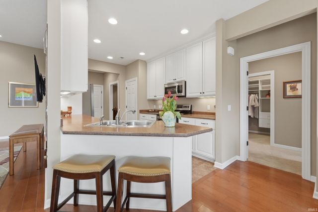 7903 Sky Breeze Court, Fort Wayne, IN 46804