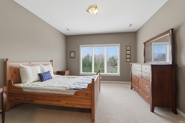 7903 Sky Breeze Court, Fort Wayne, IN 46804