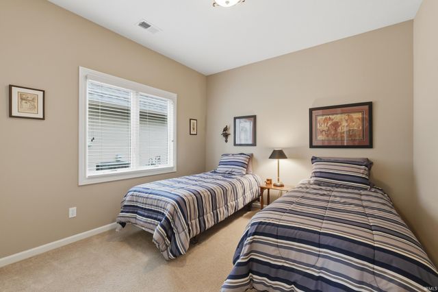 7903 Sky Breeze Court, Fort Wayne, IN 46804