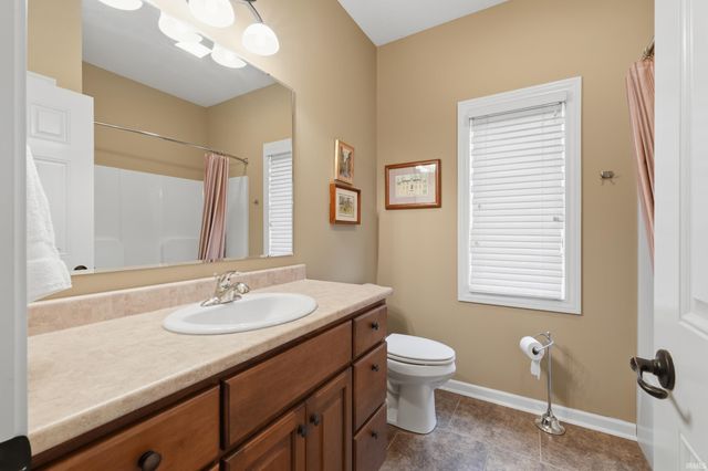 7903 Sky Breeze Court, Fort Wayne, IN 46804