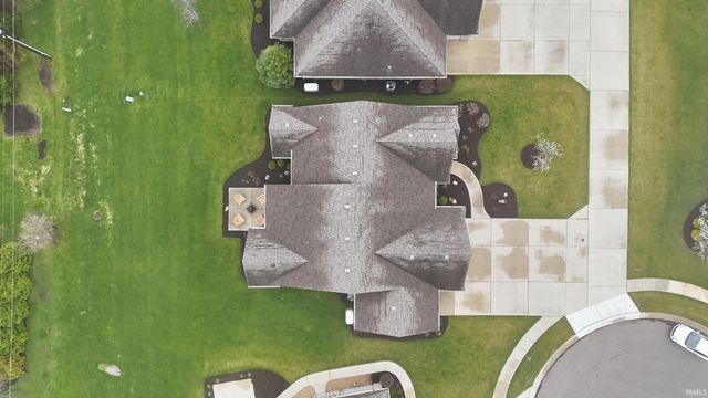 7903 Sky Breeze Court, Fort Wayne, IN 46804