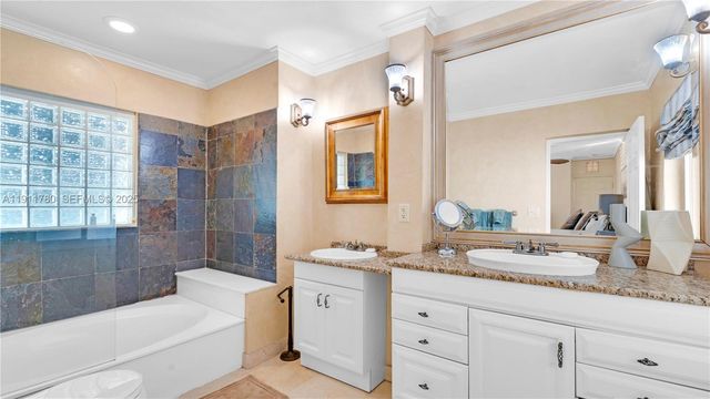 623 NE 17th Way, Fort Lauderdale, FL 33304