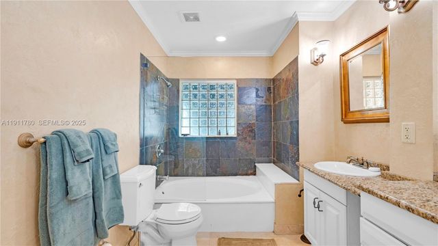 623 NE 17th Way, Fort Lauderdale, FL 33304