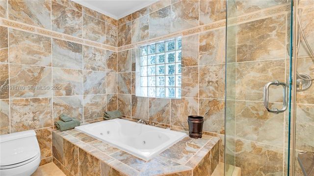 623 NE 17th Way, Fort Lauderdale, FL 33304