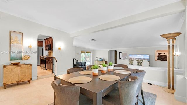 623 NE 17th Way, Fort Lauderdale, FL 33304