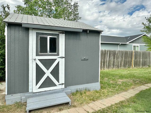 1412 SABRINA RD, Cheyenne, WY 82007