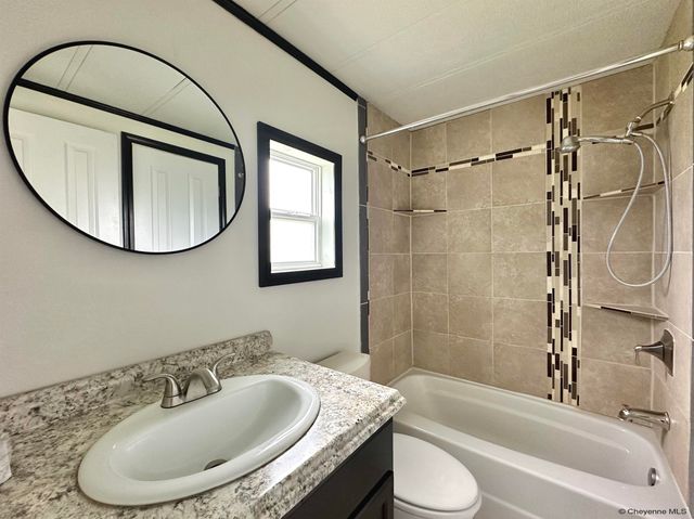 1412 SABRINA RD, Cheyenne, WY 82007
